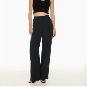 Aritzia Effortless Pant -black
